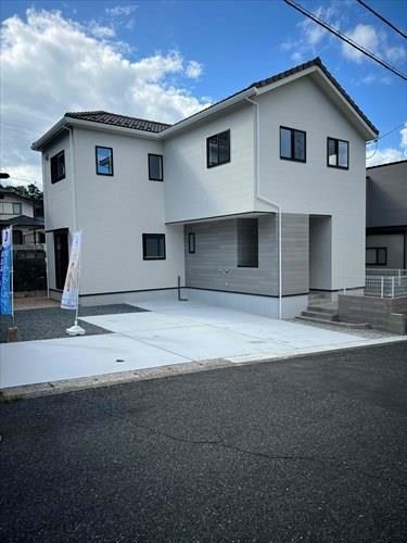 New 2025 3LDK House in Saeki Ward, Hiroshima - Thumbnail 2