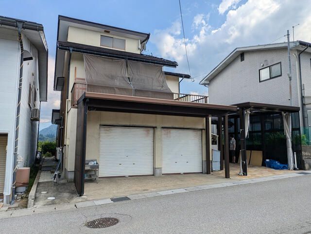 4LDK House with Inner Garage in Hida City, Gifu - Thumbnail 4