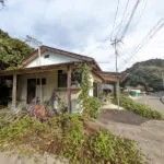 Compact Wooden House with Garden in Motegi, Tochigi - Thumbnail 3