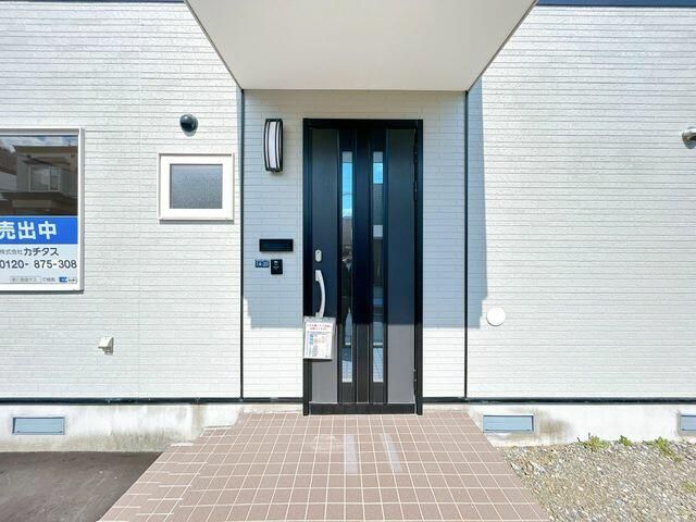 Renovated 4LDK House for Sale in Minami-ku, Sapporo - Thumbnail 3