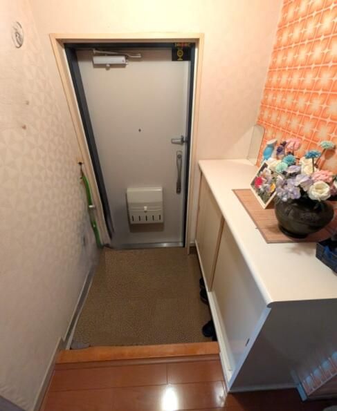 3LDK Apartment for Sale in Atsugi, Kanagawa - 70.71 sqm - Image 1