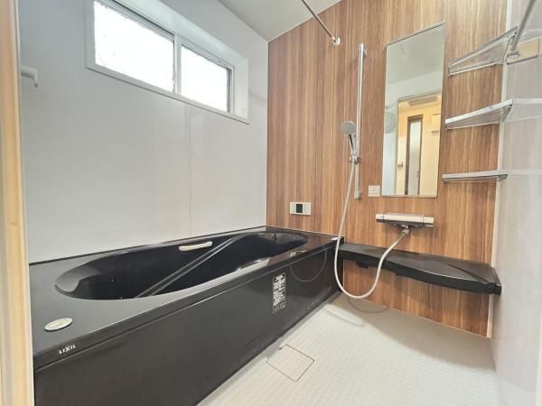 2018 4LDK Detached House for Sale in Nishinomiya, Hyogo - Thumbnail 4