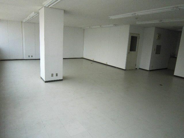 Tsuruya Building Commercial Space for Rent in Tsuchiura, Ibaraki - Thumbnail 4