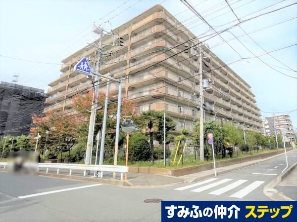 4LDK SRC Apartment for Sale Near Nishifunabashi Station, Funabashi - Thumbnail 2
