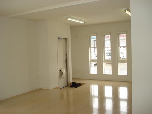 Shop Space for Rent in Yamagata City, Yamagata - Thumbnail 2