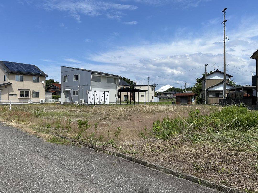 764 sqm Land Plot for Sale in Komatsu, Ishikawa - Thumbnail 3