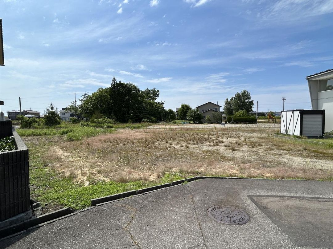 764 sqm Land Plot for Sale in Komatsu, Ishikawa - Thumbnail 4