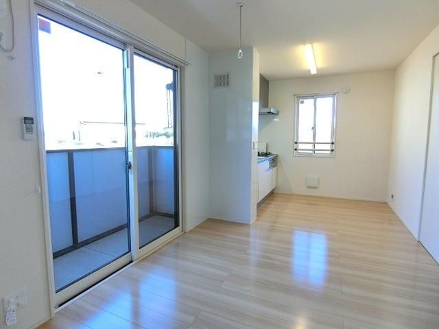 2DK Apartment for Rent in Oiso, Kanagawa - 52.10m² - Thumbnail 2