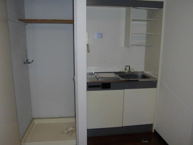 Wisteria 1K Apartment for Rent in Central Yamanashi - Thumbnail 3