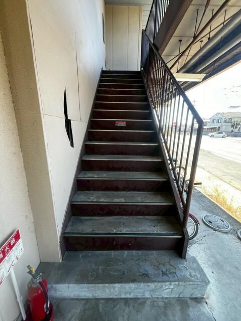 90sqm Office/Shop for Rent in Fukaya, Saitama - Thumbnail 2