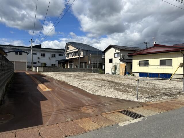 Land for Sale in Yonezawa City, Yamagata - 278 sqm - Thumbnail 2