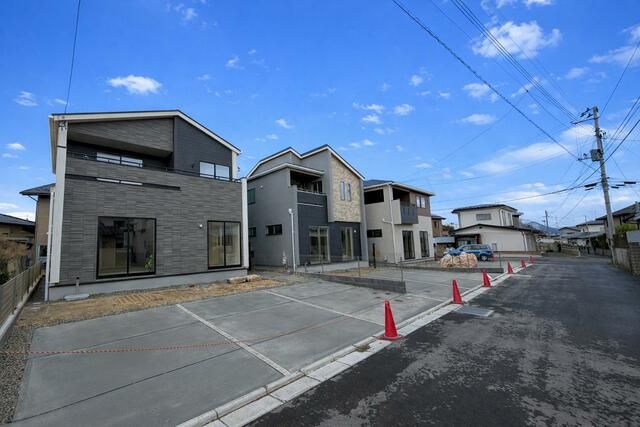 New 4SLDK House for Sale in Fukushima City, Near Sasanokino Station - Thumbnail 2