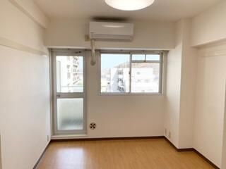 1R Apartment for Rent in Tachikawa, Tokyo - 46,000 Yen - Thumbnail 2