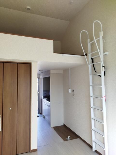 Studio Apartment for Rent in Seya-ku, Yokohama - 18.96 sqm - Thumbnail 3