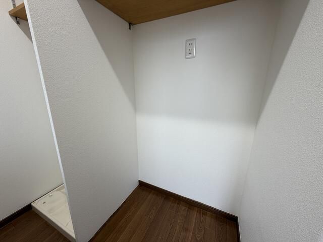 1K Apartment for Rent in Higashiyamato, Tokyo 24m² - Thumbnail 4