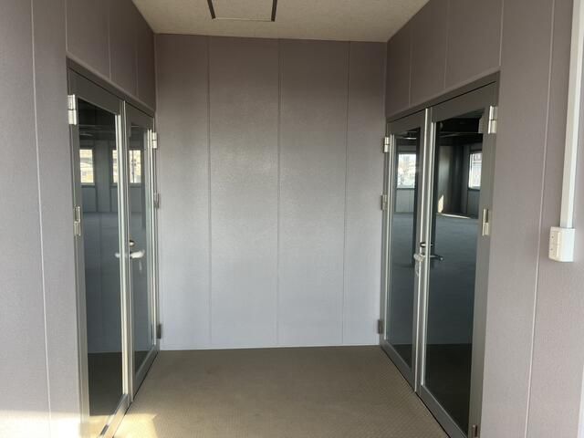 New Office Space for Rent in Chuo-ku, Chiba City, 167.97 sqm - Thumbnail 3