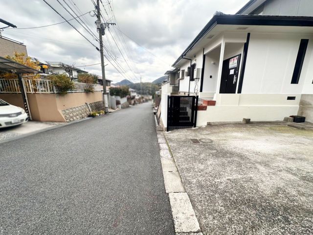 Renovated 3LDK House in Shii, Kitakyushu - Thumbnail 3