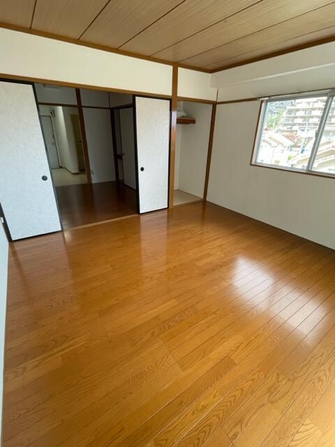 Affordable 2K Apartment near Atagobashi Station, Sendai - Thumbnail 3