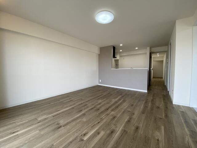 4LDK Apartment for Sale Near JR Shinkotoni Station, Sapporo, Hokkaido - Thumbnail 2