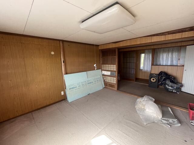 1943 Wooden House on 828 sqm Land in Kumagaya, Saitama - Image 22