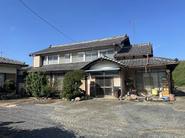 1943 Wooden House on 828 sqm Land in Kumagaya, Saitama - Image 7