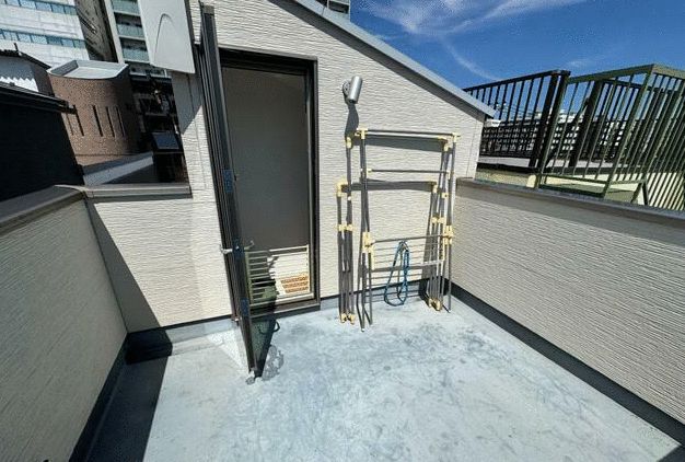 Modern 2019 3-Story House in Kita Ward, Tokyo Near Akabane Station - Thumbnail 2