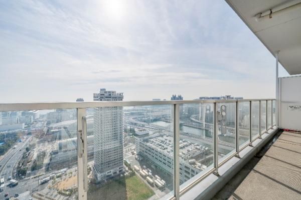 2LDK Apartment in BRILLIA Ariake City Tower, Tokyo - Thumbnail 3
