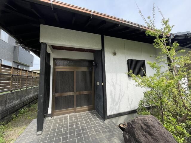 4DK Detached House with Large Garden in Miyazaki City, Miyazaki - Thumbnail 2