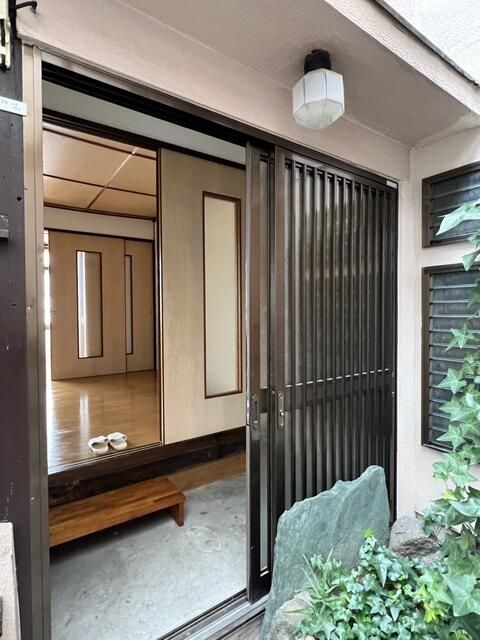 1DK Apartment for Rent in Sumida, Tokyo - Near Oshiage Station - Thumbnail 3