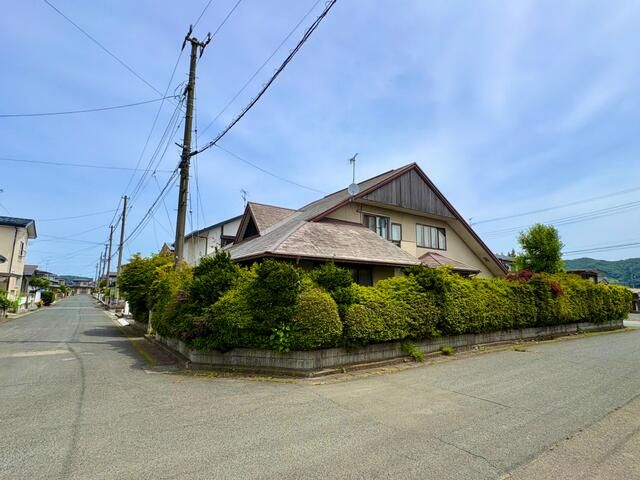 6LDK Wooden House on 376 sqm Land in Morioka, Iwate - Thumbnail 2
