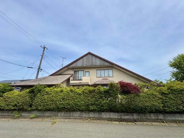 6LDK Wooden House on 376 sqm Land in Morioka, Iwate - Image 1
