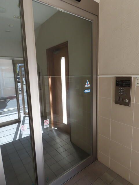 1K Apartment for Rent in Chuo-ku, Niigata City - Thumbnail 3