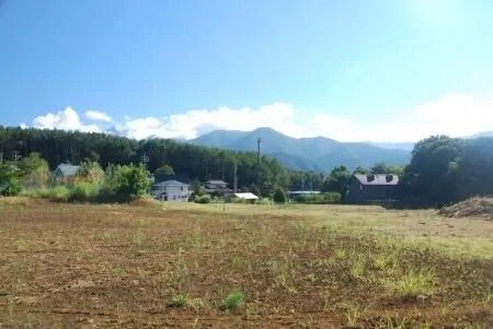 1875 sqm Residential Land with Garden Space in Fujimi, Nagano - Thumbnail 2