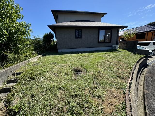 Spacious 4SLDK House with Mt. Fuji Views in Tateyama, Chiba - Thumbnail 3