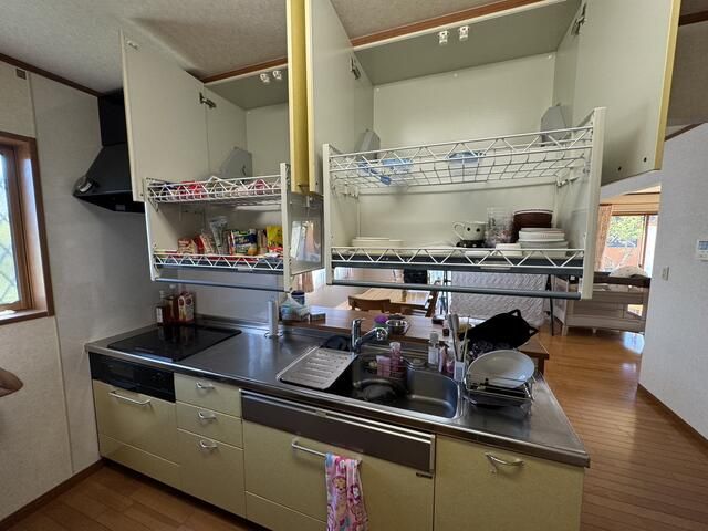 Spacious 4SLDK House with Mt. Fuji Views in Tateyama, Chiba - Thumbnail 4