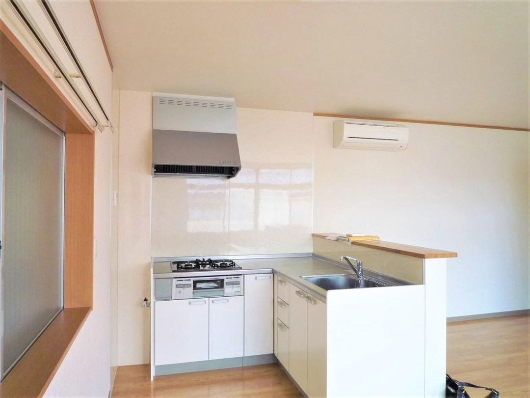 1LDK Rental House in Kanazawa, Ishikawa - 76.44 sqm - Thumbnail 4