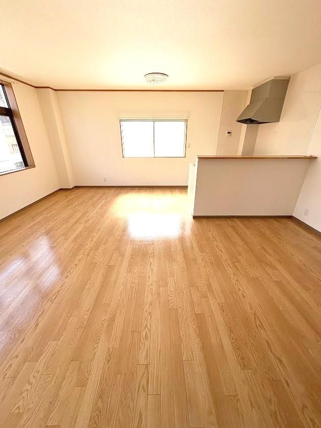 1LDK Rental House in Kanazawa, Ishikawa - 76.44 sqm - Thumbnail 3