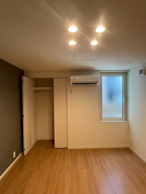 New 2025 3-Story Terrace House for Rent in Edogawa, Tokyo - Thumbnail 2