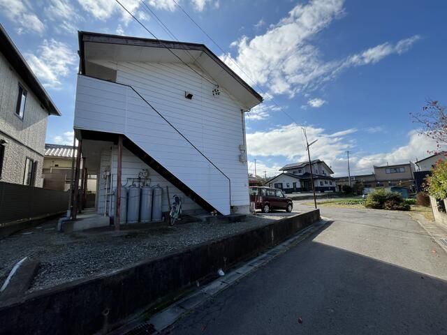 6-Unit Apartment Building for Sale in Ueda, Nagano - Thumbnail 4