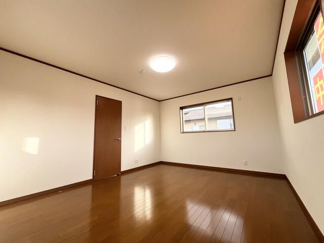 2LDK Detached House for Sale in Yonezawa, Yamagata - Thumbnail 2