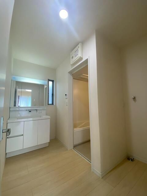 2016 3LDK Detached House for Sale in Ōharu Town, Aichi - Thumbnail 3