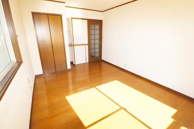 Sunrise Yoshida 1K Apartment for Rent in Sukagawa, Fukushima - Thumbnail 2