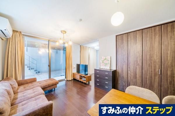 Atlantis Mitaka 2LDK Apartment for Sale in Mitaka, Tokyo - Thumbnail 3
