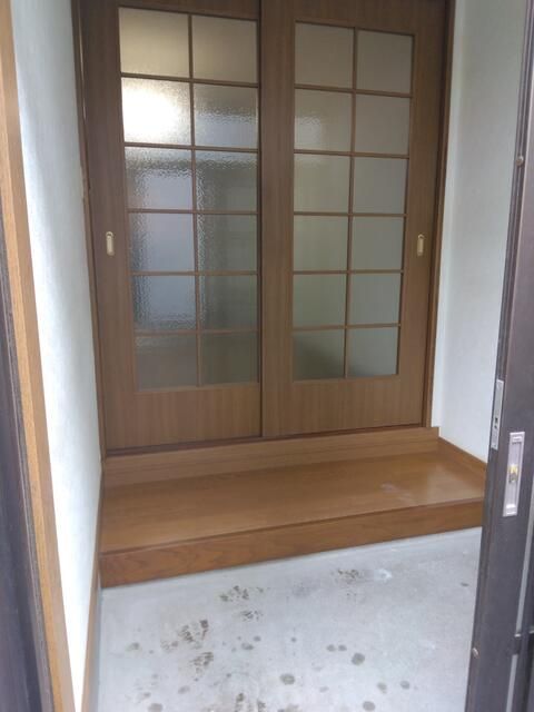 2DK Rental House in Oshiage, Sumida-ku, Tokyo - Thumbnail 2