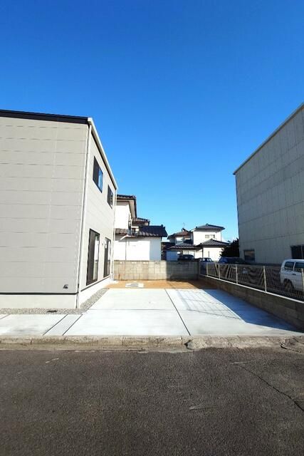 New 2024 3LDK House in Oita City with ZEH Performance - Thumbnail 4