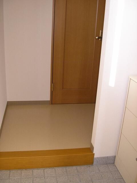 Sky View J 1K Apartment for Rent in Takaoka, Toyama - Image 1