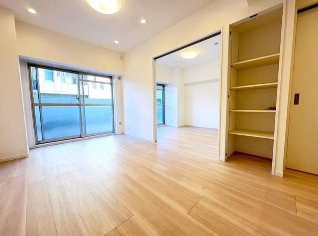 3LDK Apartment for Sale in Kohoku Ward, Yokohama, Kanagawa - Thumbnail 2