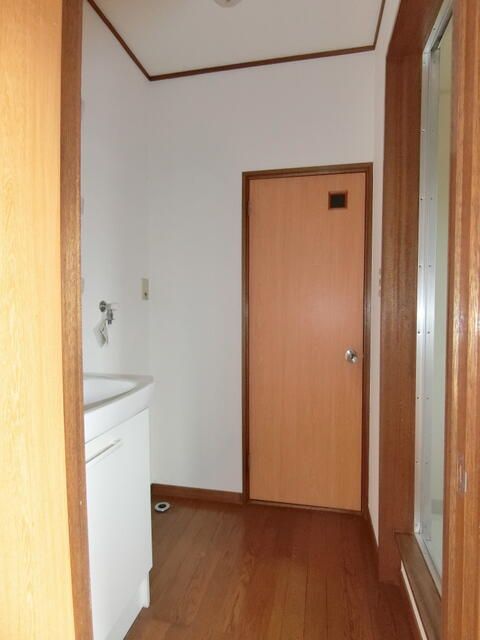 2K Apartment for Rent in Yokosuka, Kanagawa - Thumbnail 3