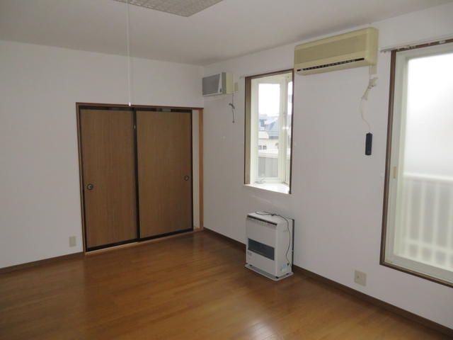 2DK Apartment for Rent in Hirosaki, Aomori – 48.44 sqm - Thumbnail 2
