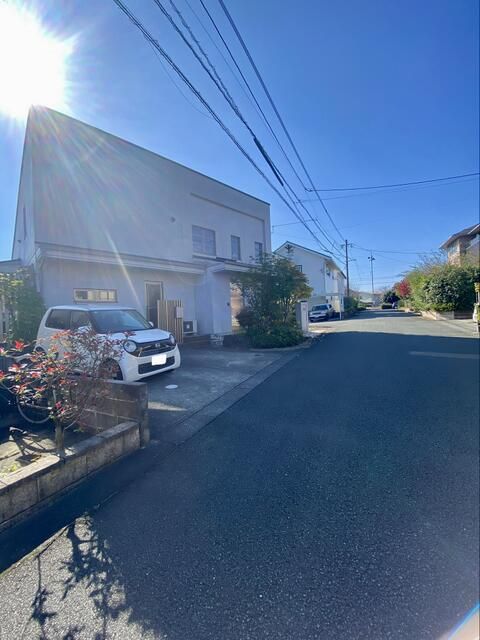 2006-Built 2LDK House with Garden & Parking for 3 in Ozu, Kumamoto - Thumbnail 3